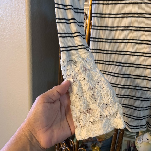 Wendy Bellisimo Long Sleeved Lace Cuff Shirt - Picture 2 of 2